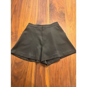 Vici Womens Black Flat Front Pockets High Waisted A-Line Shorts Size Medium NWOT